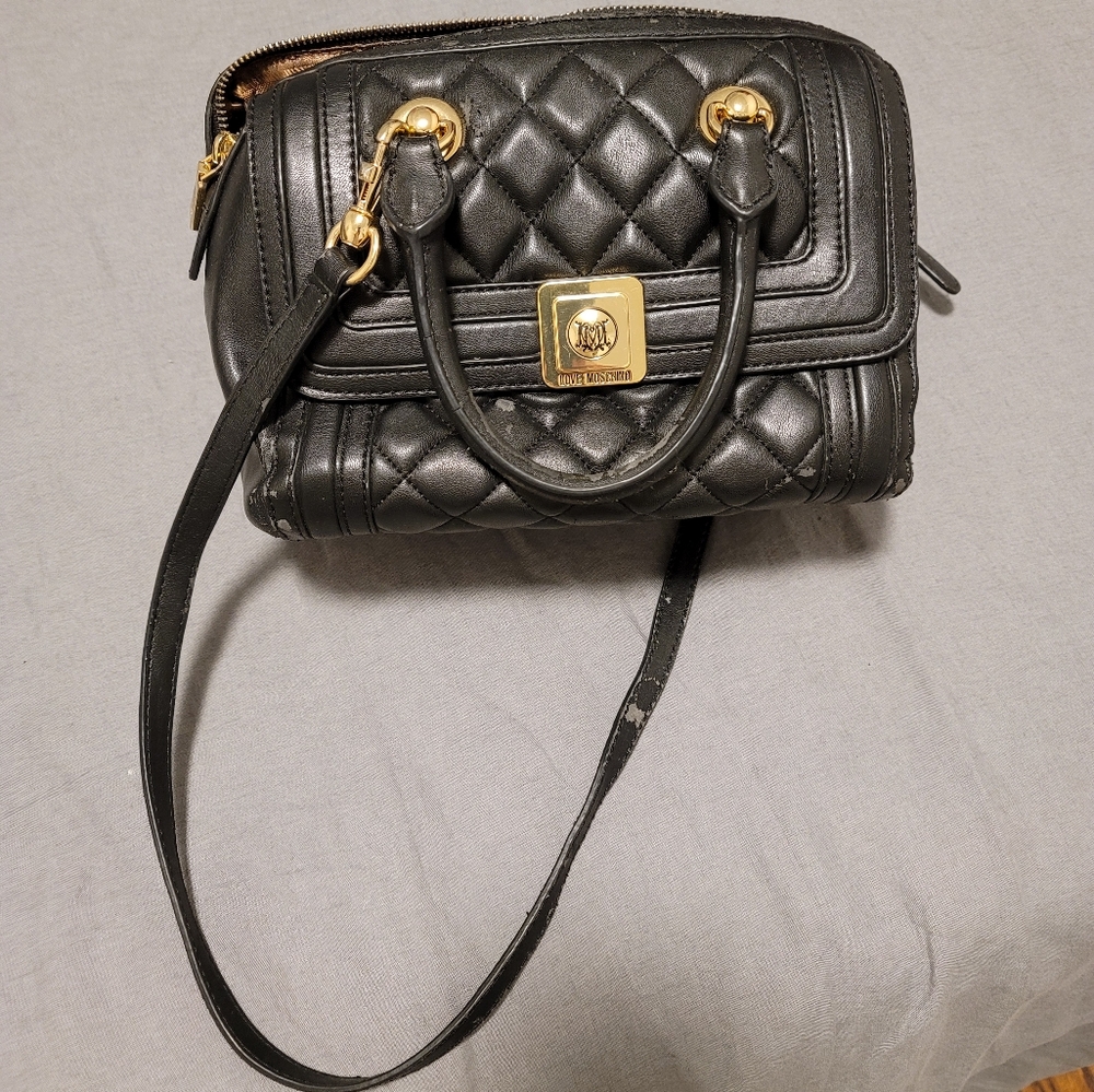 Love Moschino